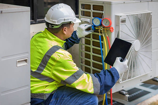 Professional Hvac technician working in Humble, TX